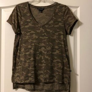 Rock & Republic camo t-shirt